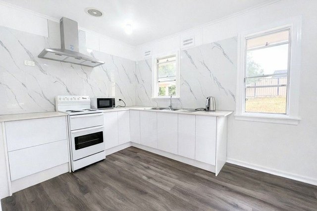 35 Coonong Street, NSW 2168