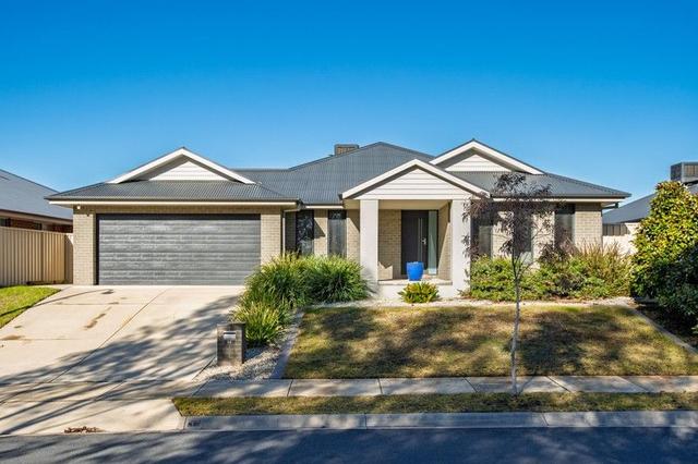 34 Albatross Avenue, NSW 2640