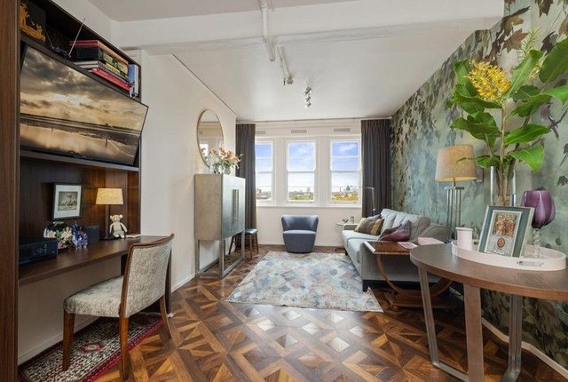 602/389 Bourke Street, NSW 2010