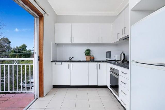 3/4 Orpington Street, NSW 2131