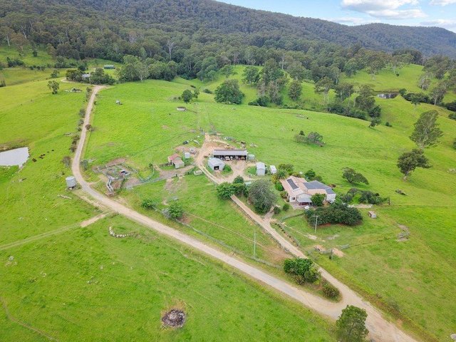 132 Clarkes Road, NSW 2550