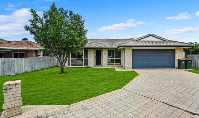 24 Dickenson Place, QLD 4817