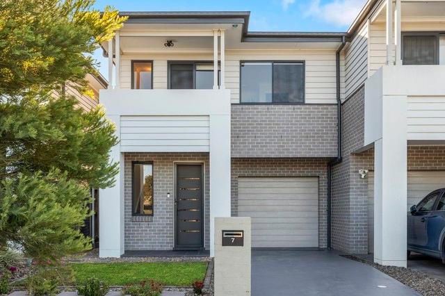 7 Honeysuckle Parade, NSW 2765