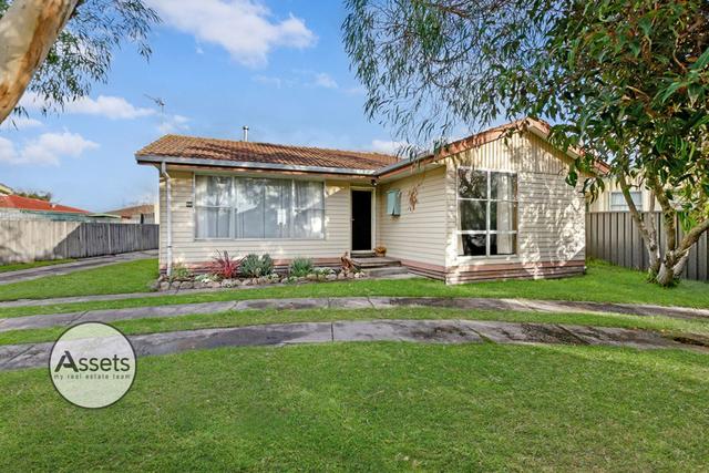 33 Kauri Crescent, VIC 3305