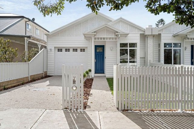 14B Alpine Grove, VIC 3044