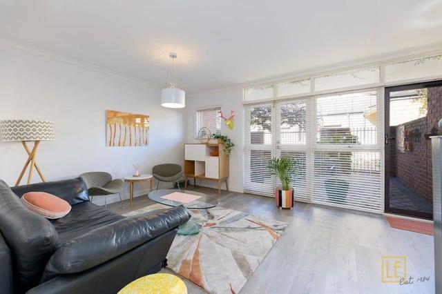 2/32 Salvado Road, WA 6014
