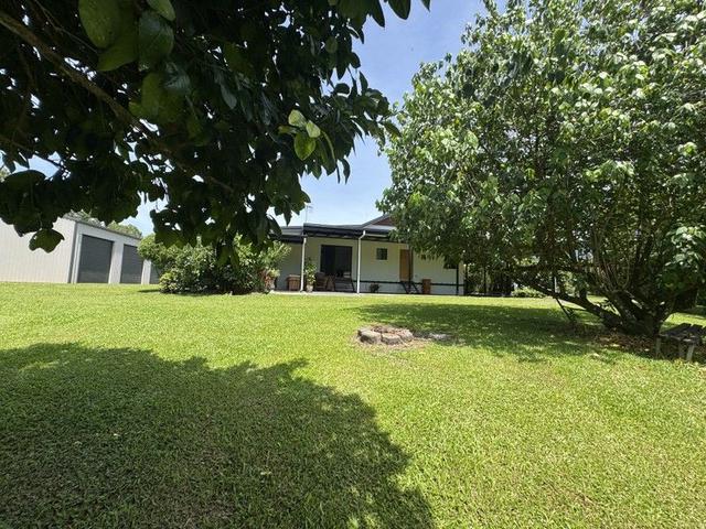 10 Corbett Cl, QLD 4854