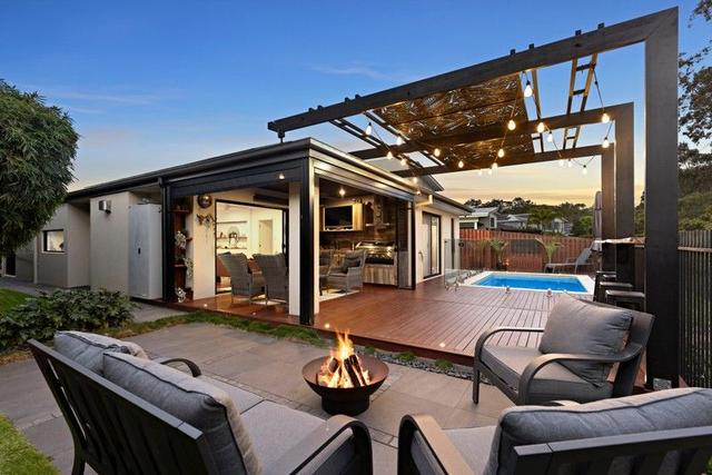 10 Paluma Crescent, QLD 4209