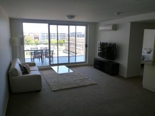 Lounge (2011-12-31)