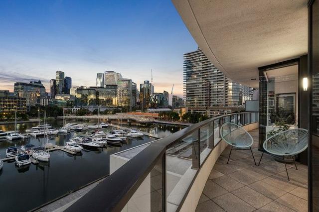 601/70 Lorimer Street, VIC 3008