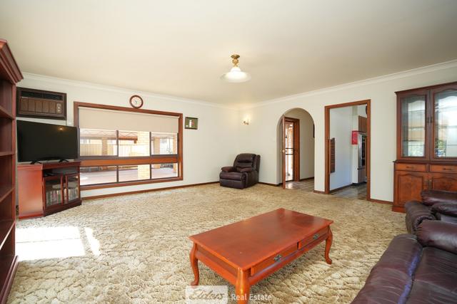 22 Couch Road, NSW 2680