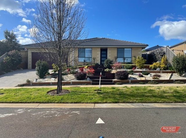 2 Terracini Court, VIC 3818