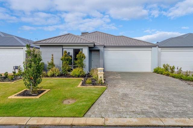 32 Harvey Crescent, WA 6208
