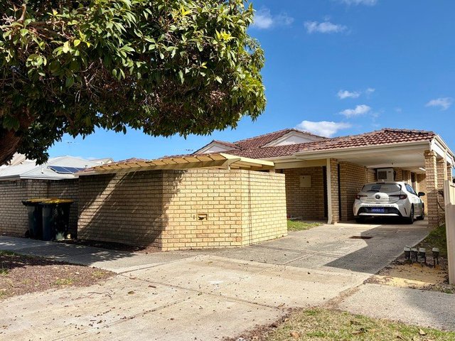 1/37 Mathoura Street, WA 6056