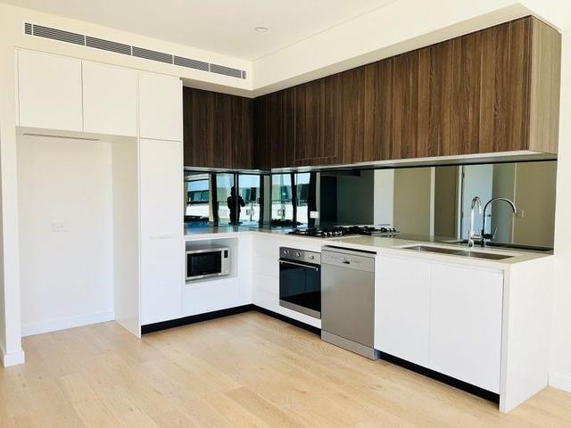 102/76 Cudgegong Road, NSW 2155