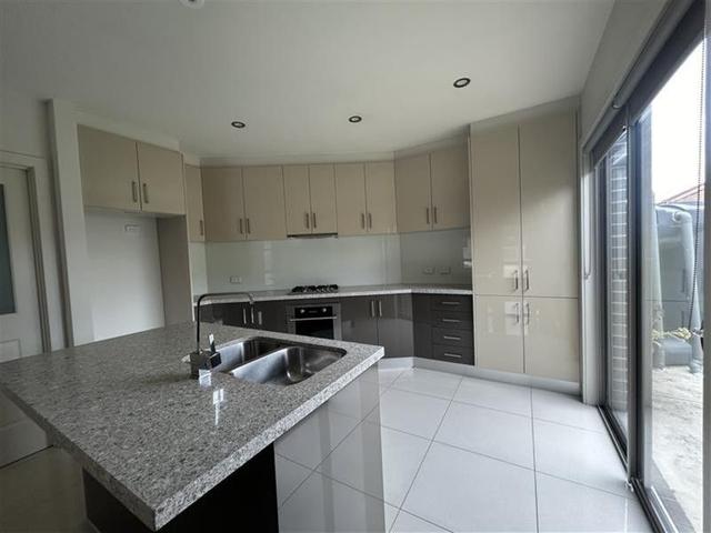 3/24 Vaucluse Avenue, VIC 3043