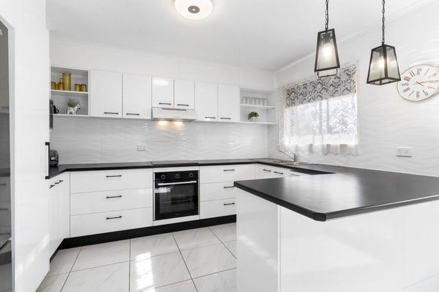 7/124 Hornibrook Esplanade, QLD 4019