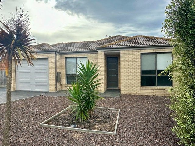 2 Silverstone Drive, VIC 3922