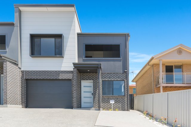 3/25 Dampier Crescent, NSW 2529