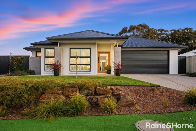 32 Ah Ket Avenue, NSW 2650