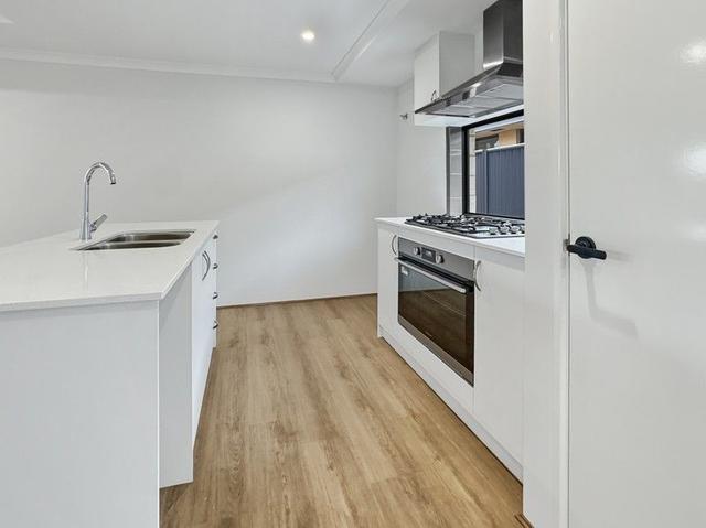 20 Tanzanite Rd, WA 6122