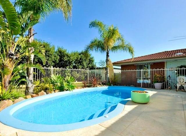 1 Warner Lane, WA 6168