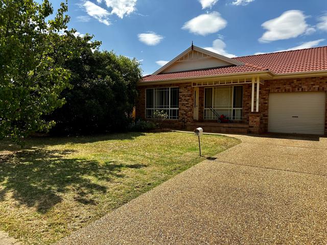 7B Nicholls Street, NSW 2680