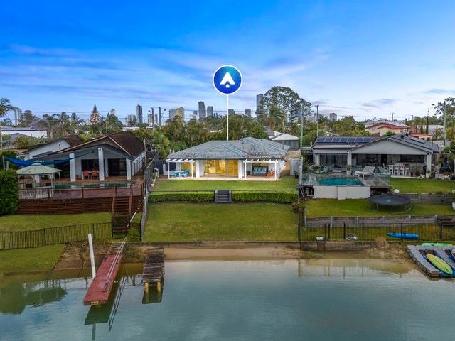 8 Bermuda Street, QLD 4218