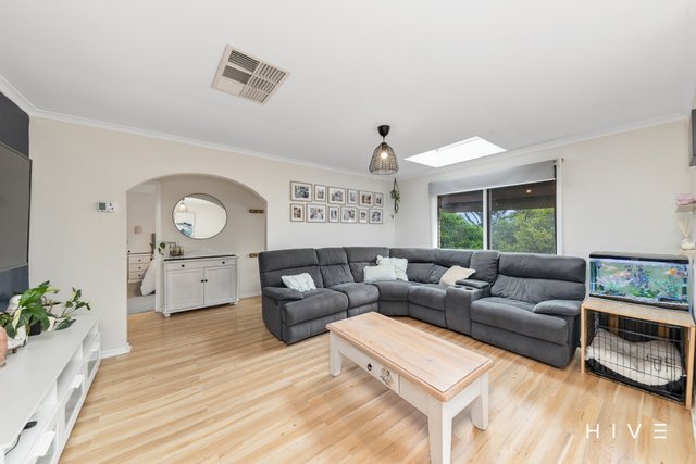 9 Stuckey Place, ACT 2615