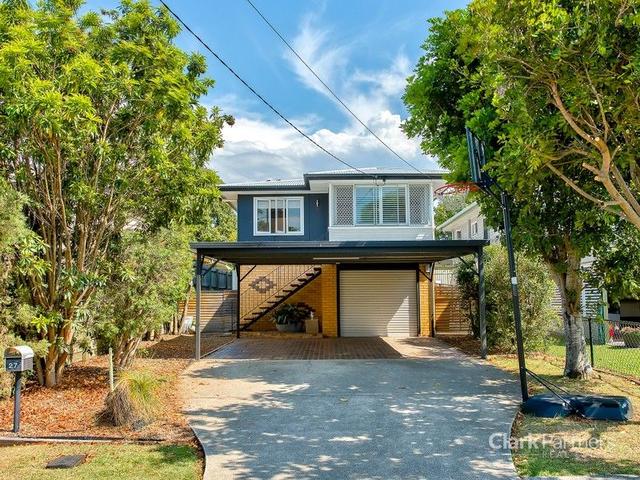 27 Dickson Street, QLD 4036