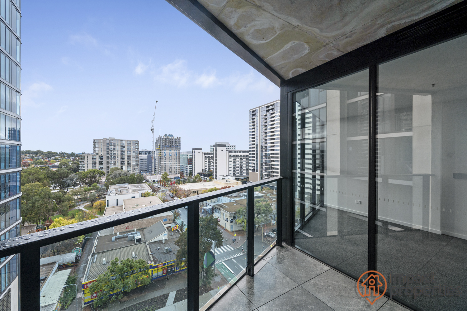 802/1 Brewer Street, Phillip - Image 1