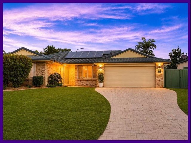 10 Crown Place, QLD 4112