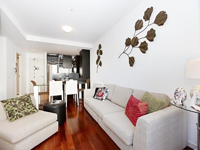 604/1 Bouverie Street, VIC 3053