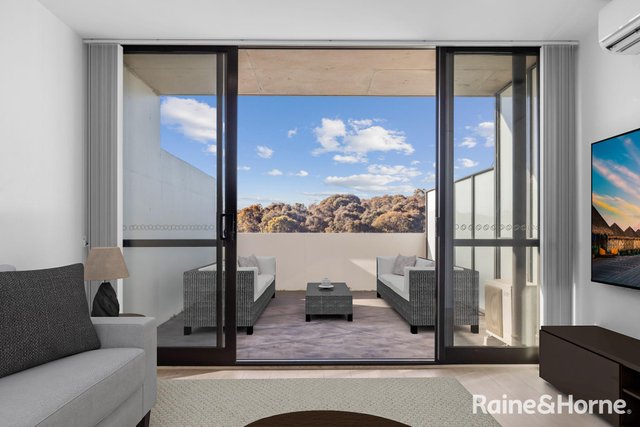 514/120 Eastern Valley Way, ACT 2617