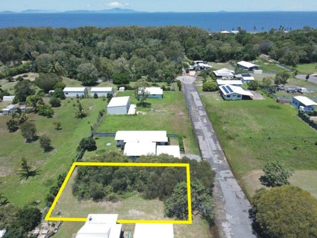 3 Mistletoe Street, QLD 4850