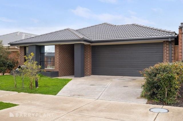 12 Milkmaid Street, VIC 3756