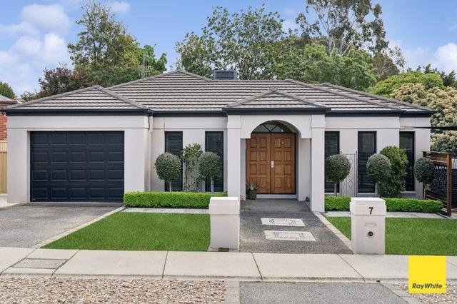 7 The Olive Grove, VIC 3550
