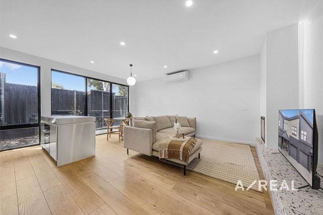 8/24 Carr Street, VIC 3187