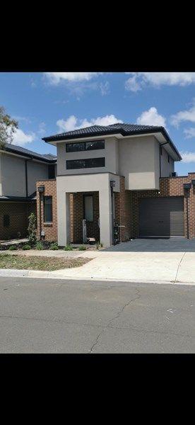 2 Rossdale Street, VIC 3166
