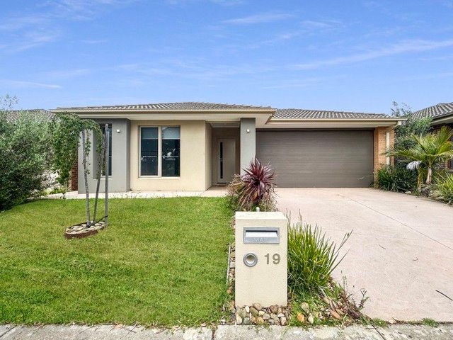 19 Celestial Way, VIC 3217