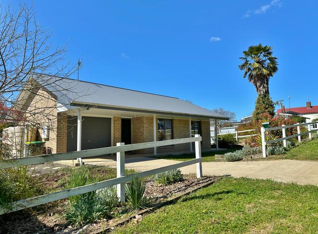 125 Binalong Street, NSW 2587