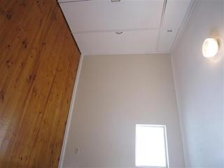Bedroom 1 (2011-02-08)