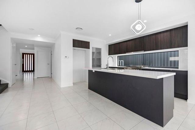53 Currawong Circuit, QLD 4213