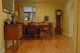 Dining (2005-01-17)