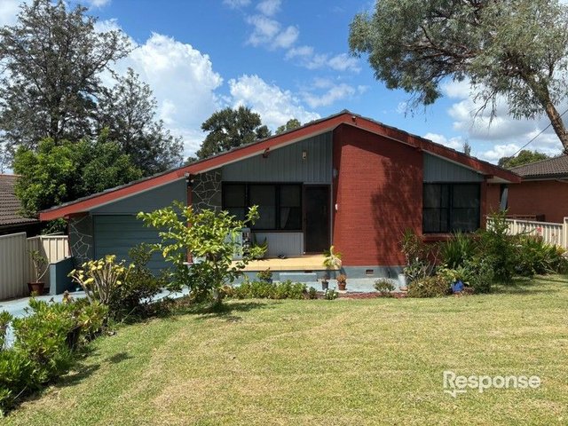 13 Nyngan Street, NSW 2763
