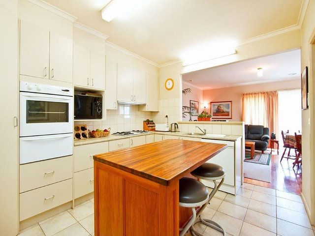 120 Clayton Road, VIC 3168