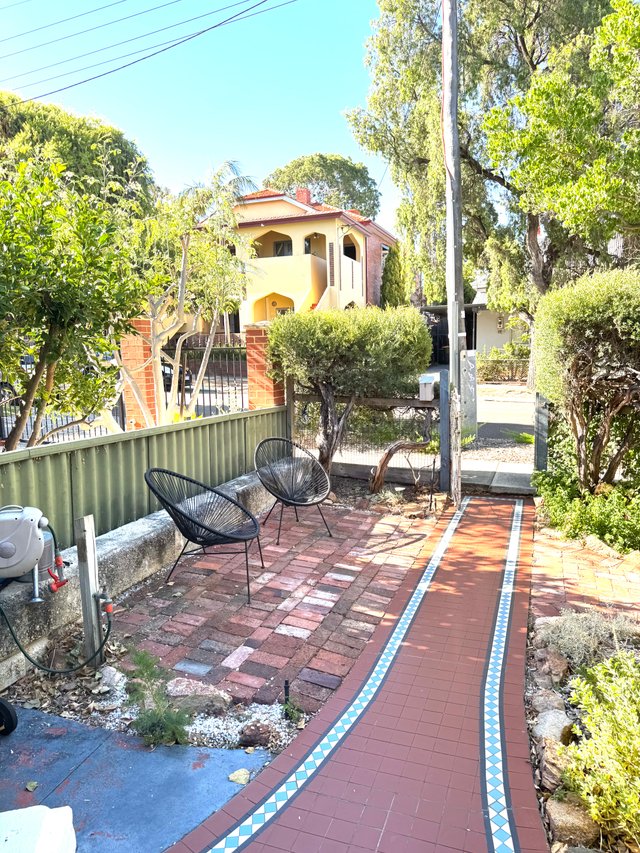 55 Raglan Rd, WA 6050