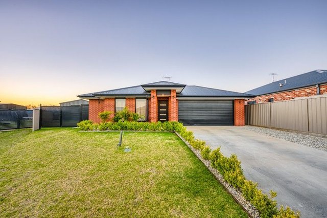 9 Joseph Court, VIC 3496