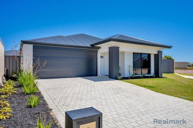 7 Gnowangerup Bend, WA 6211