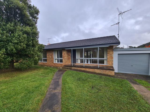11 Southey Street, NSW 2575